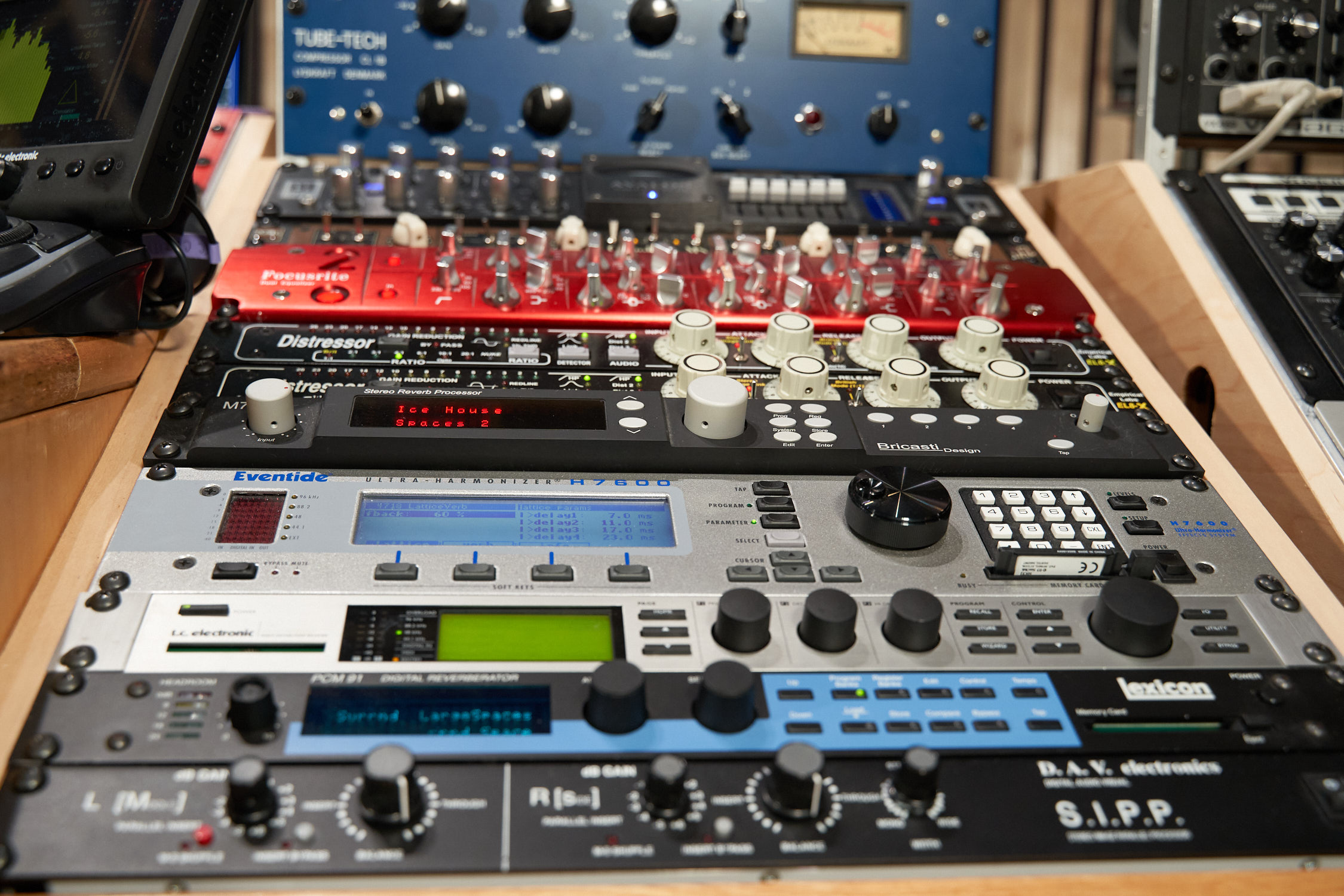 Fandango Recording mixing rack 1