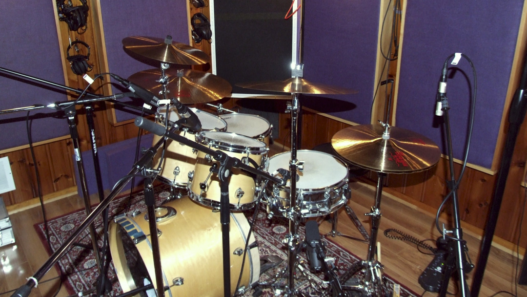 Drum setup before session