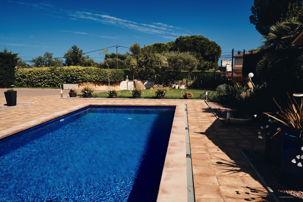 Studio pool, a typical Costa Brava pool.